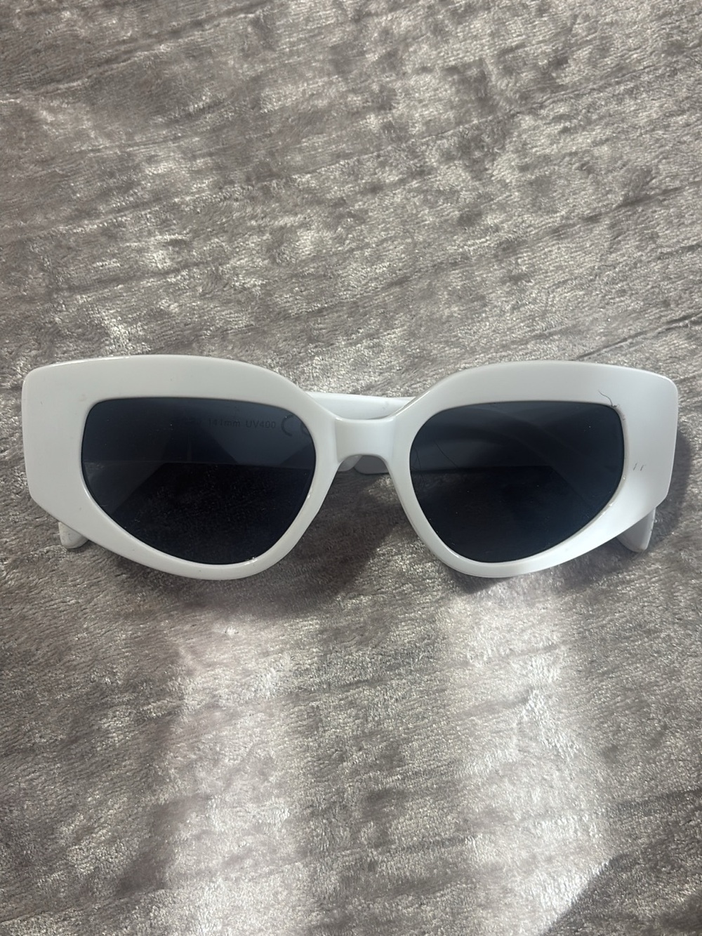 White Cat-Eye Sunglasses with Dark Lenses - Women Accessories